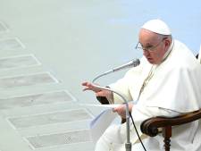 Agressions sexuelles: le pape étend la responsabilité pénale aux laïcs