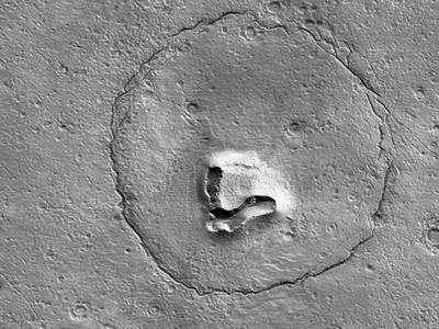 “Un ours sur Mars?”: la Nasa capture une étrange formation géologique