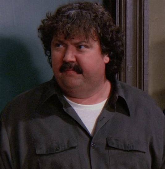 journalist-spoort-ugly-naked-guy-uit-friends-op-show-ad-nl
