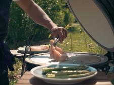 Altijd aan het hannesen? Zo maak je de barbecue wél goed aan