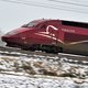 Twee treinen die urenlang stilstonden door ijs op bovenleiding rijden weer: treinverkeer van Brussel naar Frankrijk hervat