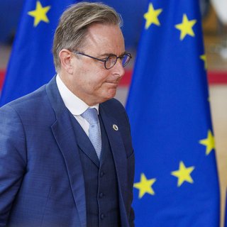 ‘We moeten zelf bepalen wie we binnenlaten’: De Wever wil dat wie illegaal naar Europa komt nooit burgerschap krijgt