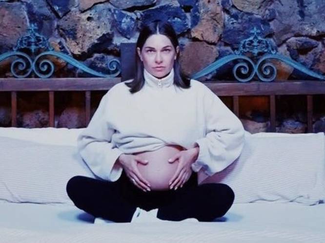 Babyboom bij ‘Thuis’: nu ook Lauren Müller (Thilly) zwanger