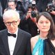 "Tijd voor harde vragen aan Woody Allen"