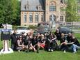 De V8 Brothers brengen terug oldtimers en rockabilly naar het Kasteeldomein van Dominiek Savio in Gits met de elfde editie van het V8 Brothers Village