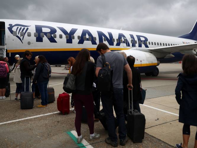 Ryanair aanvaardt rolkoffertje niet langer als gratis handbagage
