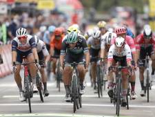 Philipsen wint eerste etappe in BinckBank Tour na grote valpartij vlak voor finish