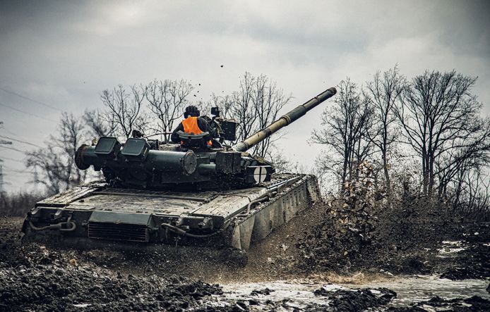 “Het Oekraïense leger wil zich niet laten provoceren. Ze weten namelijk dat het minste incident voldoende kan zijn om Rusland een aanleiding te geven over te gaan tot een aanval", zegt Robin Ramaekers.