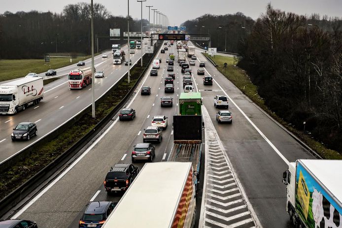 66% des Belges se disent également opposés à l'introduction d'un péage urbain à Bruxelles.