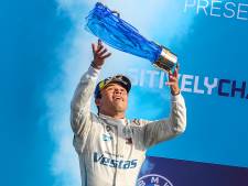 Emoties bij Nyck de Vries na primeur met wereldtitel in Formule E: ‘Ik heb er geen woorden voor’