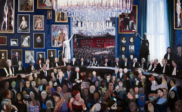 Voor het nieuwe pand van de Hoge Raad in Den Haag maakte Verhoeven in 2015 een 6,5 bij 4 meter metend schilderij over de geschiedenis van recht en onrecht in Nederland. Beeld Johannes Schwartz