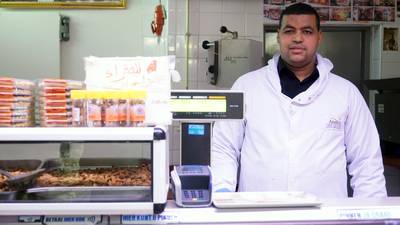 Slapeloze nachten voor slager Aziz: Klant pint 90 euro te veel