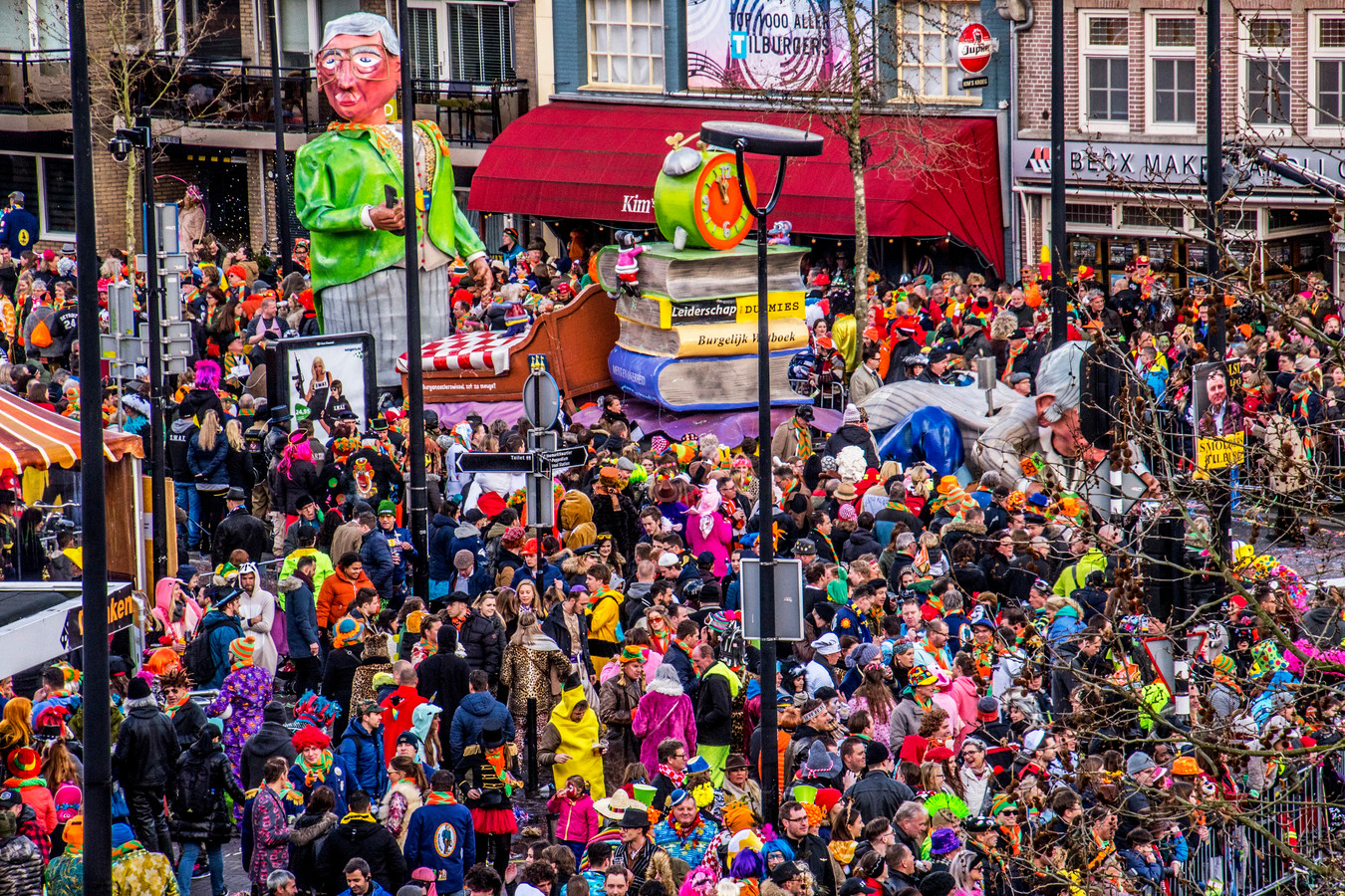 Carnavalsoptocht in Tilburg verplaatst naar 22 maart Foto AD.nl