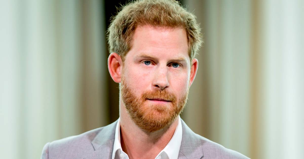 La polizia ha dovuto informare il principe Harry della morte di suo nonno  Proprietà