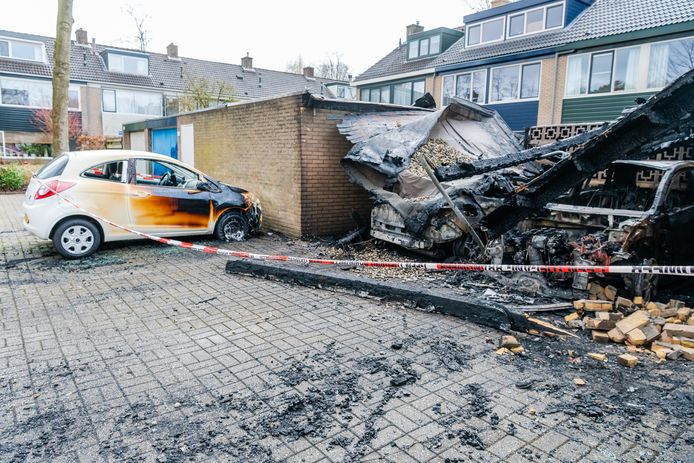 De schade na de eerste brandstichting in Zeist was enorm.