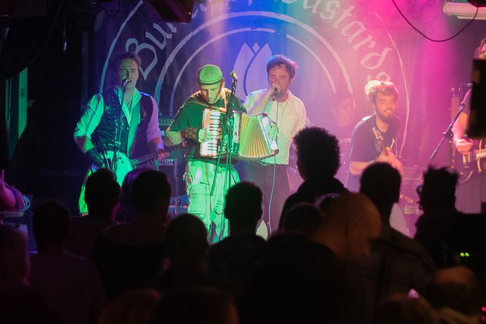 Foto ter illustratie. Ierse muzikanten zijn weer terug in Deventer voor het Irish Pub Festival.