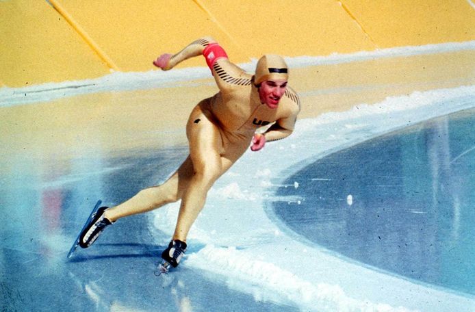 Eric Heiden in zijn gouden schaatspak.