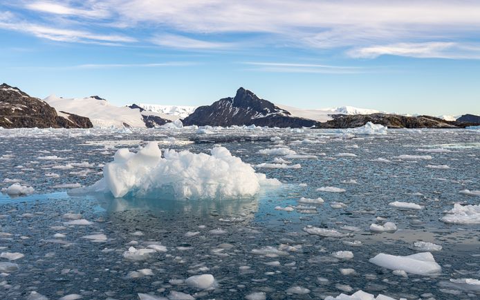 Opwarming tot 2 graden vergroot de kans dat de planeet onomkeerbare kantelpunten bereikt, zoals het bezwijken van de ijskappen.