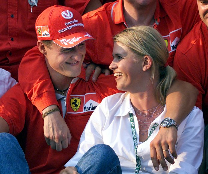 Michael Schumacher en zijn vrouw Corinna Schumacher in 2001.