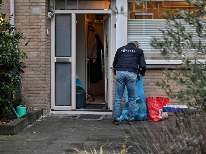 Speciaal politieteam doet inval in Tilburgse woning, drie verdachten aangehouden