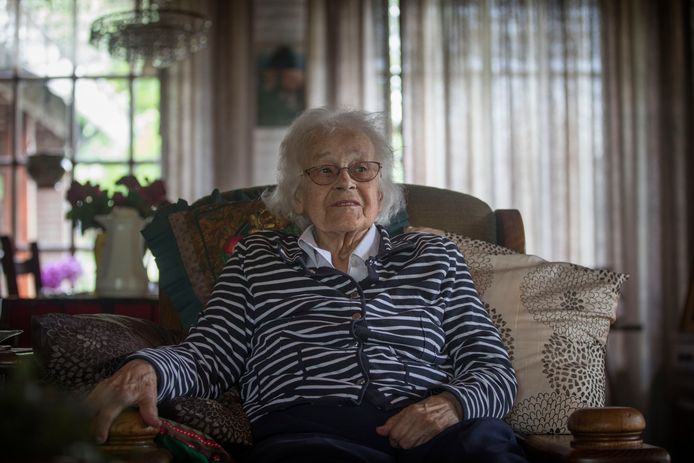 Elsendorp - mevr. Sommers, jongste zus van Antonia van Rijssel