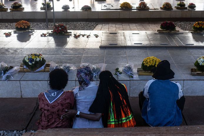 Door Nederland uitgeleverde Rwandees krijgt 20 jaar voor genocide ...