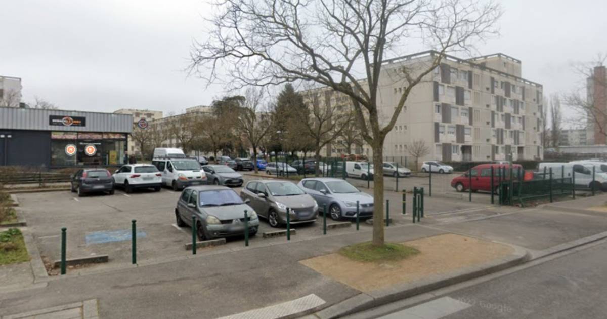 Père (60 ans) décapité par son propre fils (25 ans) dans un parking près de Lyon |  À l’étranger