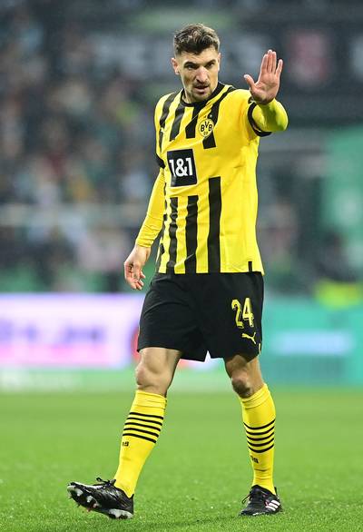 Meunier fait son retour à Dortmund, victoire tranquille pour le Borussia à Brême