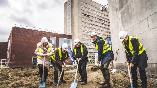 ‘Ombouwen van het UZ’ nu officieel gestart, eind volgend jaar wordt eerste nieuwbouw in gebruik genomen