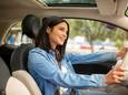 De verzekeringspremie van een chauffeur van 18 jaar kan tot wel vier keer hoger liggen dan die van iemand van 30 die nooit een ongeval heeft veroorzaakt.