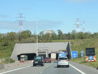 Hinder op Antwerpse Ring door Ongeval aan Beverentunnel: onder meer half uur file vanaf Knooppunt Beveren