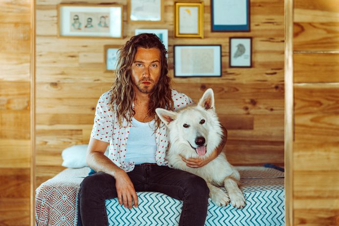 Julien Dore Montre Ses Fesses Plus Facilement Qu Il N Ouvre Son Cœur Je Ne Sais Pas Comment Je Suis Capable De Monter Sur Scene Musique 7sur7 Be