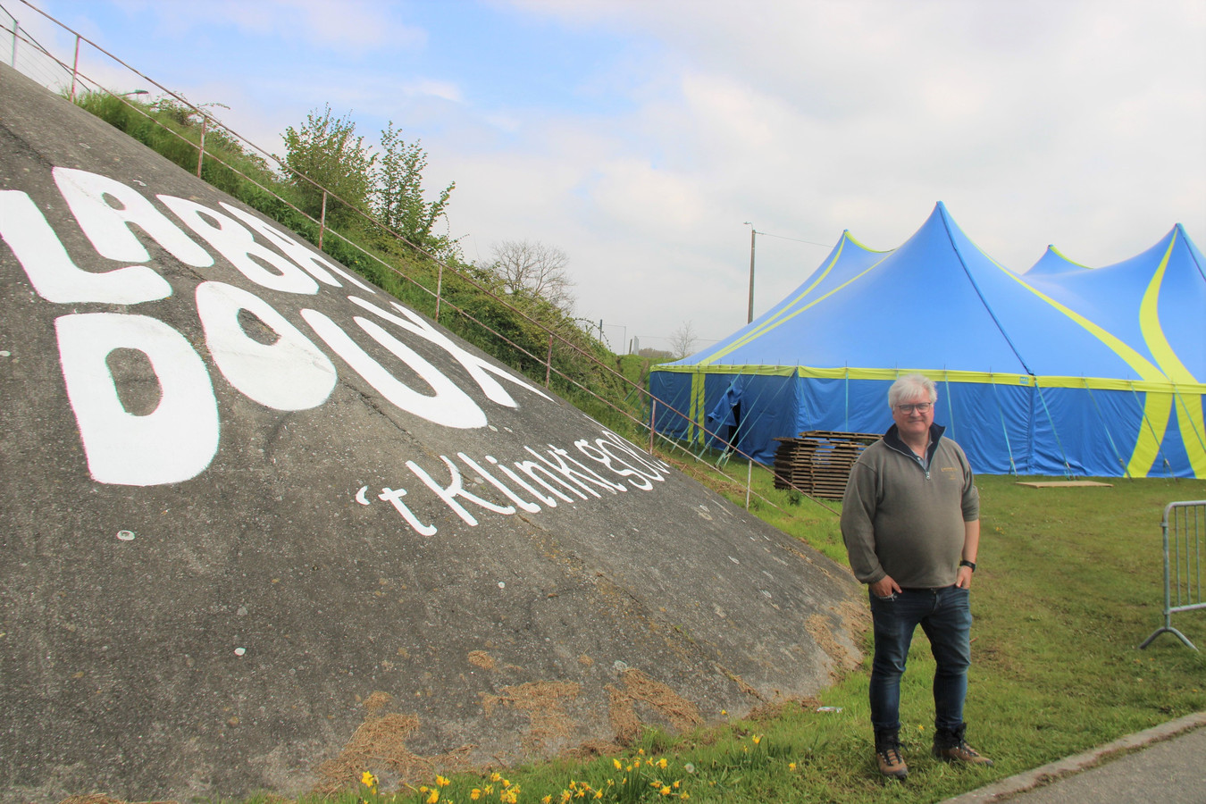 Labadoux pakt uit met topaffiche en trekt met nieuwe tent Barbarak