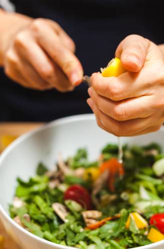 "Een likje tomatenketchup kan soms jouw redder in nood zijn": met deze handige keukenhacks red je de smaak van al je gerechten
