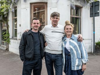 Tom en Kim blazen leegstaand café Verne nieuw leven in als gastrobar Verne: “Geen vaste menu’s, maar sharingconcept in lossere sfeer”