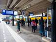 Drukte op het station van Gouda door de storing op het spoor.