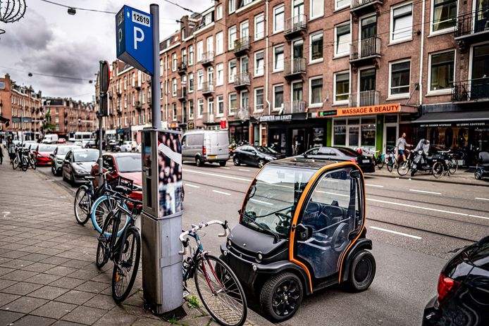 aftrekken Kruipen zanger Parkeertarieven vanaf volgend jaar omhoog: gratis parkeren wordt lastig in  Amsterdam | Amsterdam | AD.nl