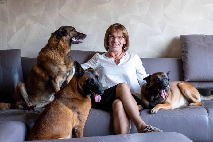 Zuster Eefje heeft een onderdak gevonden voor zichzelf en haar 3 honden