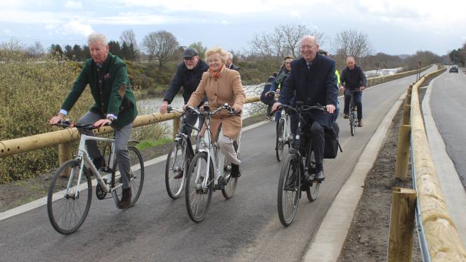 Fietssnelweg tussen Gent en Brugge weer wat langer: 1,9 kilometer extra langs Kanaal in Aalter