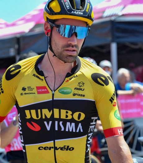 Aangeslagen Tom Dumoulin stapt uit Giro: ‘Het zit er gewoon niet in’