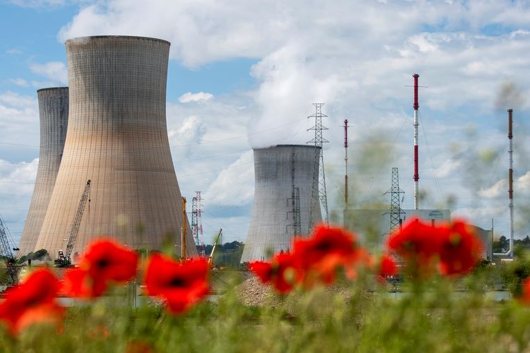 De kerncentrale in Tihange. Beeld Photo News