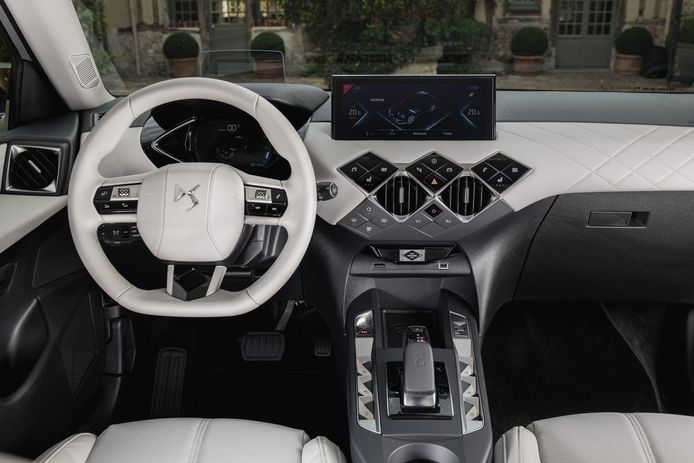 DS3 Crossback E-Tense