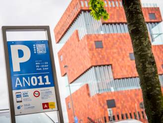 In Antwerpen op straat parkeren? Dat kost je vanaf 3 oktober een smak meer geld: “We konden geen zes jaar wachten met aanpassing”
