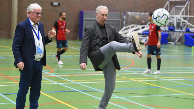 Wim Hofkens volgt het (zaal)voetbal nog altijd: “Ik heb eigen ideeën over jeugdwerking”
