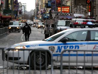 Zeven New Yorkse agenten verdienen bij als pooier