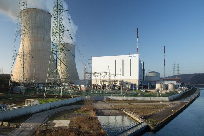Kerncentrale langs de Maas in Tihange.