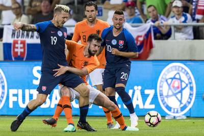LIVE: Promes knalt herrezen Oranje weer naast Slowakije