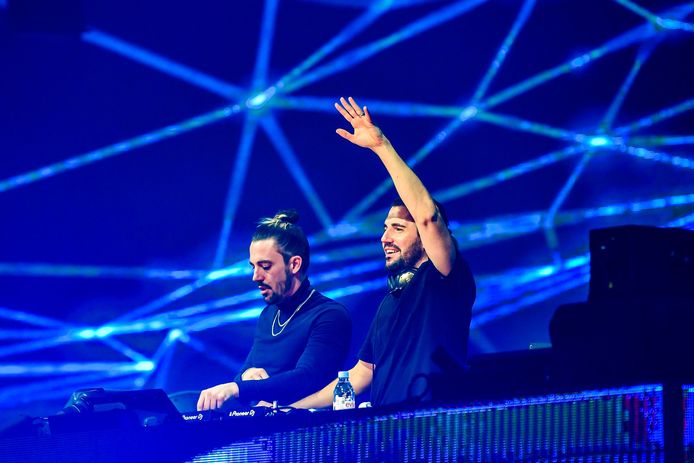 Dimitri Vegas & Like Mike zullen begin juli niet te zien zijn in Disneyland Paris