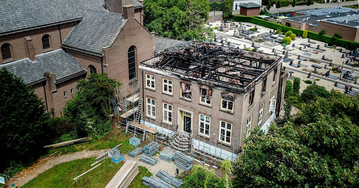 Pastorie Wamel in de steigers: Kerkhof binnenkort weer toegankelijk