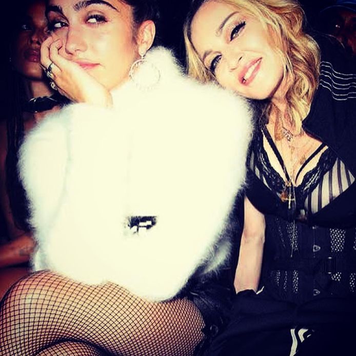 Madonna et sa fille aînée, Lourdes, 24 ans